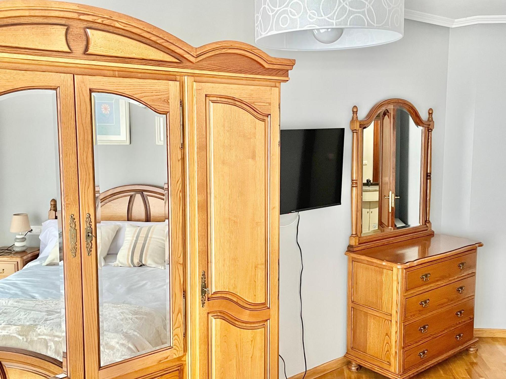 Casa Lur Wifi Y Parking Privado Incluido Appartement Gijón Buitenkant foto